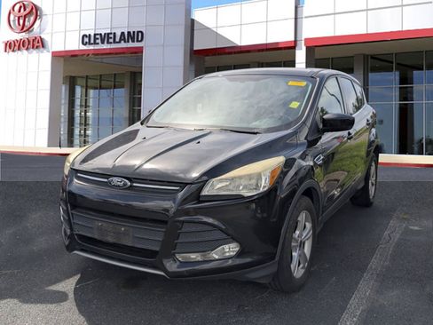 Used 2015 Ford Escape SE FWD image 4