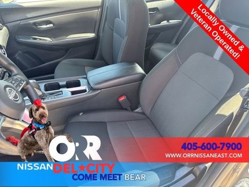 Used 2025 Nissan Sentra SV FWD image 14