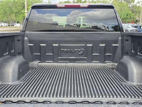 Used 2026 GMC Sierra 1500 SLT RWD image 11