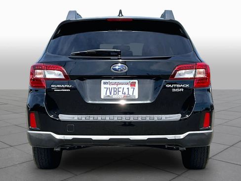 Used 2017 Subaru Outback 3.6R Limited AWD/4WD image 4