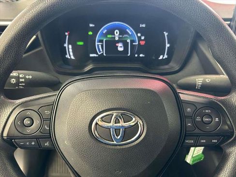 Certified 2026 Toyota Corolla LE FWD image 27