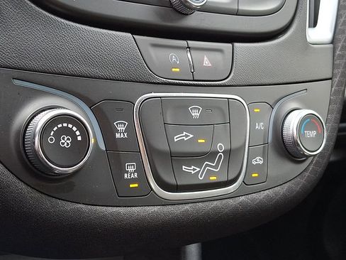 Used 2024 Chevrolet Malibu LS w/ Driver Confidence Package image 11