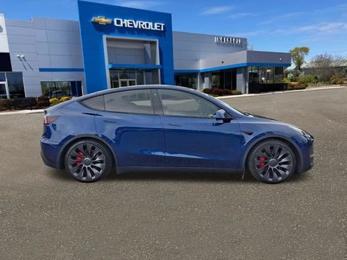 Used 2022 Tesla Model Y Performance AWD/4WD image 22