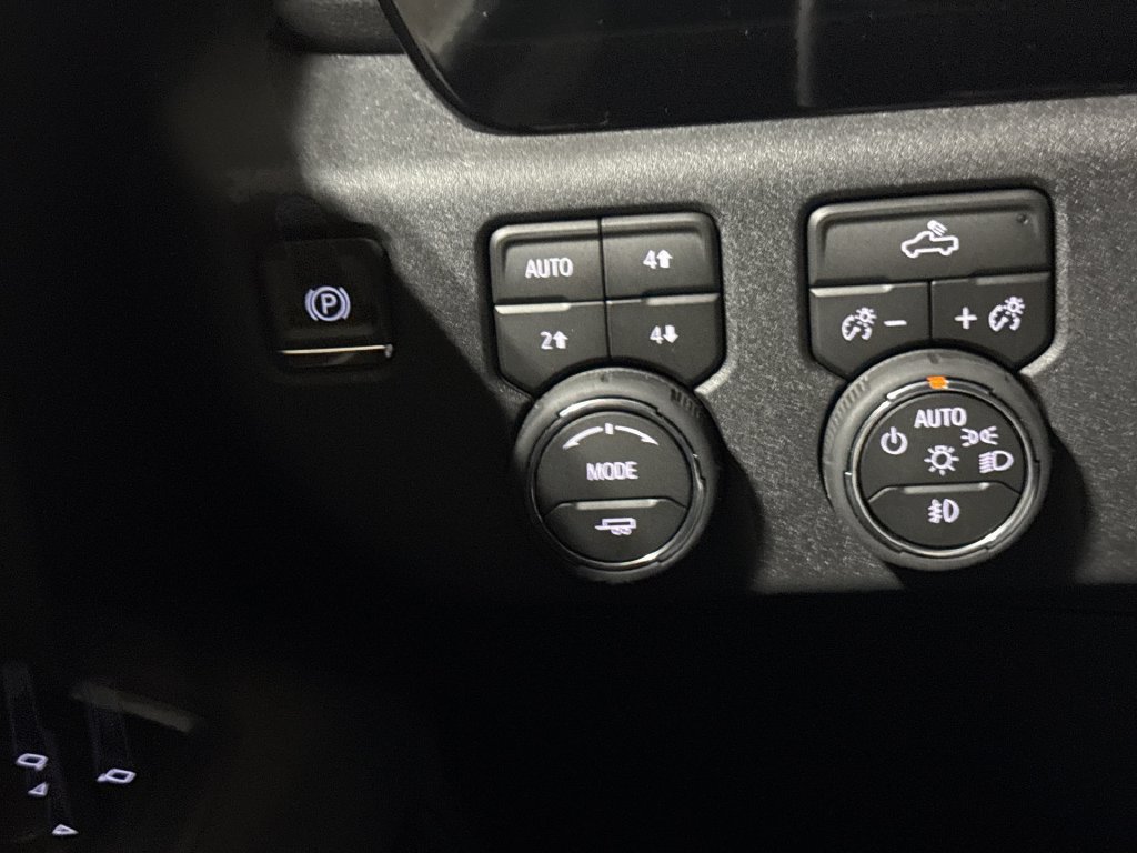 New 2026 Chevrolet Silverado 1500 RST w/ Z71 Off-Road Package AWD/4WD image 19