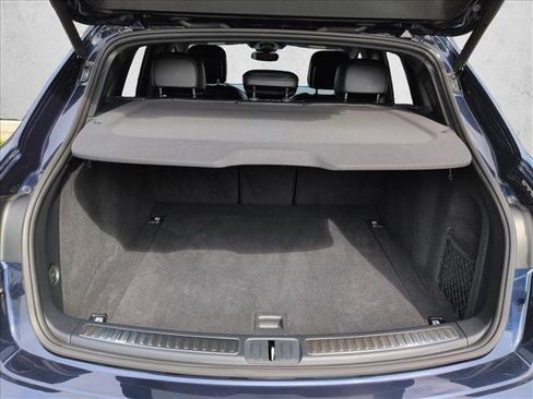 Used 2023 Porsche Macan S image 6