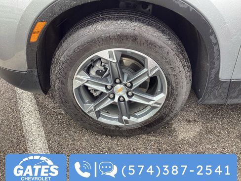 Used 2025 Chevrolet Blazer LT image 33