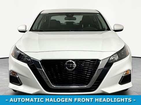 Used 2022 Nissan Altima 2.5 S w/ Driver Assist Package FWD image 2