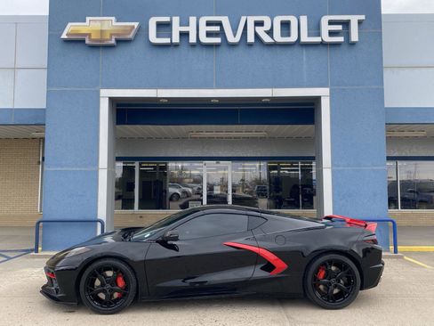 Used 2021 Chevrolet Corvette Stingray Preferred Cpe w/ Z51 Performance Package image 8