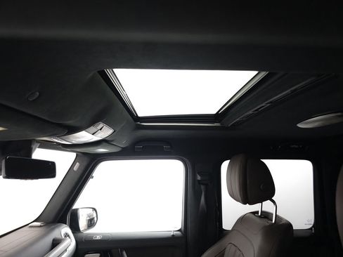 Certified 2025 Mercedes-Benz G 580 w/ EQ Technology image 26