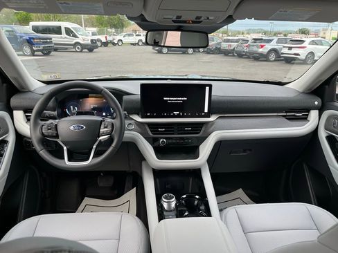 New 2026 Ford Explorer Platinum AWD/4WD image 33