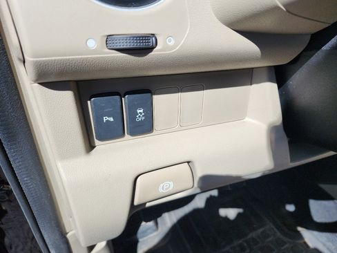 Used 2014 Honda Pilot Touring image 21