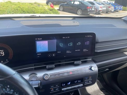 Used 2024 Hyundai Kona SEL FWD image 16