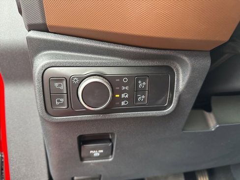 Used 2024 Ford Bronco Outer Banks w/ Sasquatch Package image 19