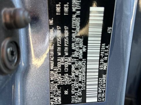 Used 2017 Toyota Sienna XLE Premium FWD image 44