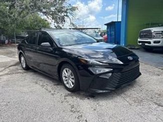 Used 2025 Toyota Camry LE FWD video 3