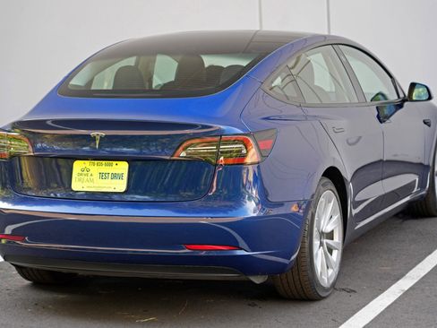 Used 2023 Tesla Model 3 Standard Range RWD image 53