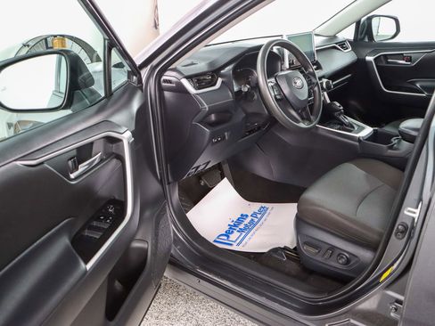 Used 2024 Toyota RAV4 XLE image 3