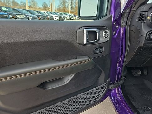 New 2026 Jeep Gladiator Sport AWD/4WD image 36