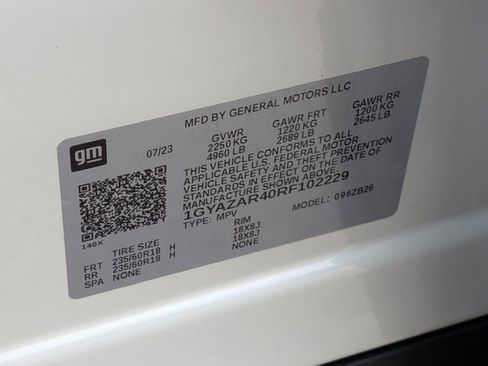 Used 2024 Cadillac XT4 Luxury w/ Cold Weather Package FWD image 28