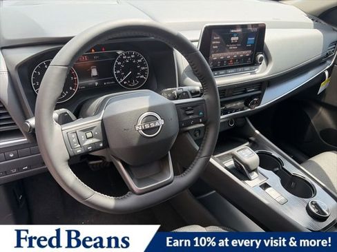 New 2026 Nissan Rogue SV w/ Cold Weather Package AWD/4WD image 9