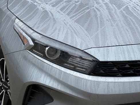 Used 2023 Kia Forte LXS FWD image 2