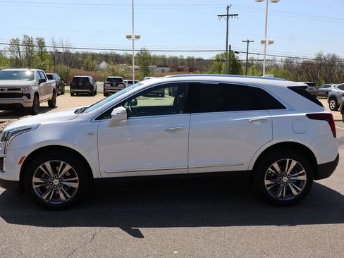 Used 2025 Cadillac XT5 Premium Luxury AWD/4WD image 30