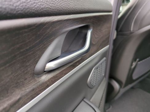 New 2026 Jeep Grand Cherokee L Limited image 24