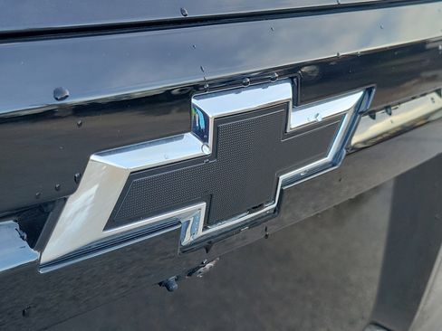 Used 2024 Chevrolet Traverse RS w/ LPO, Floor Liner Package FWD image 10