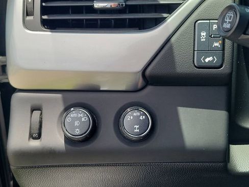 Used 2016 Chevrolet Tahoe LTZ AWD/4WD image 20