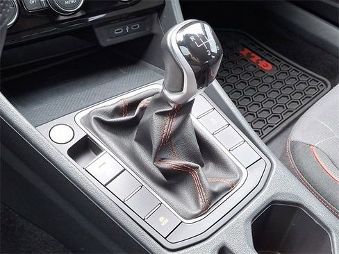 Used 2024 Volkswagen Jetta GLI 40th Anniversary Edition image 14