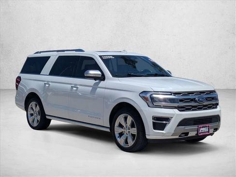 Used 2023 Ford Expedition Max Platinum AWD/4WD image 3