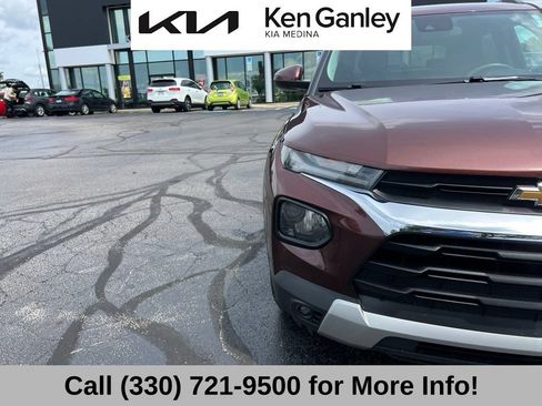 Used 2022 Chevrolet TrailBlazer LT FWD image 17