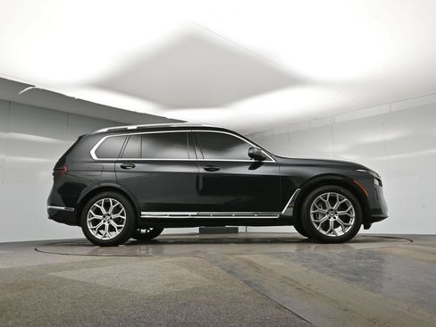 Used 2023 BMW X7 xDrive40i w/ Premium Package AWD/4WD image 53