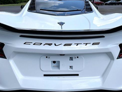 Used 2025 Chevrolet Corvette Stingray Premium Cpe w/ Z51 Performance Package RWD image 25