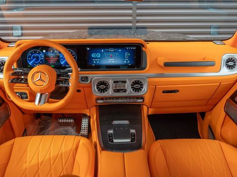 Used 2025 Mercedes-Benz G 580 w/ EQ Technology image 11