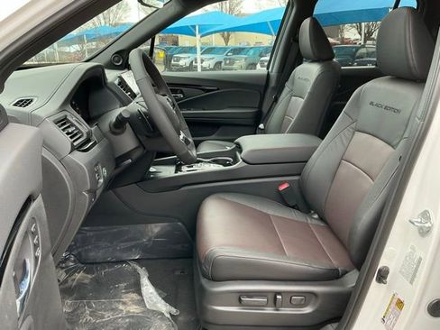 New 2026 Honda Ridgeline Black Edition image 10