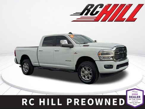 Used 2024 RAM 2500 Laramie AWD/4WD image 1