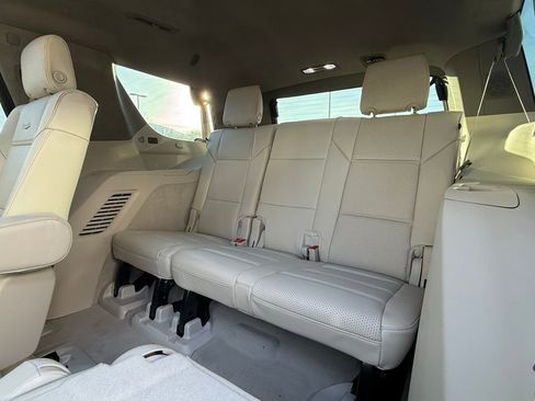 Used 2026 Cadillac Escalade Platinum Sport image 29