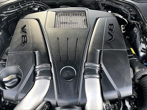 Used 2015 Mercedes-Benz S 550 4MATIC Sedan w/ Sport Package image 31