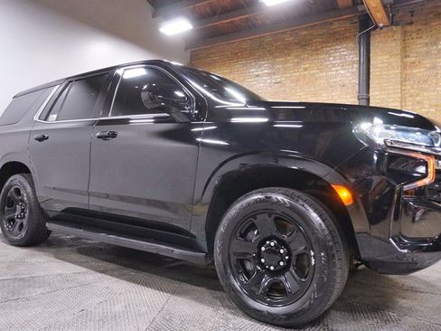 Used 2021 Chevrolet Tahoe 2WD w/ 1FL Safety Package image 8