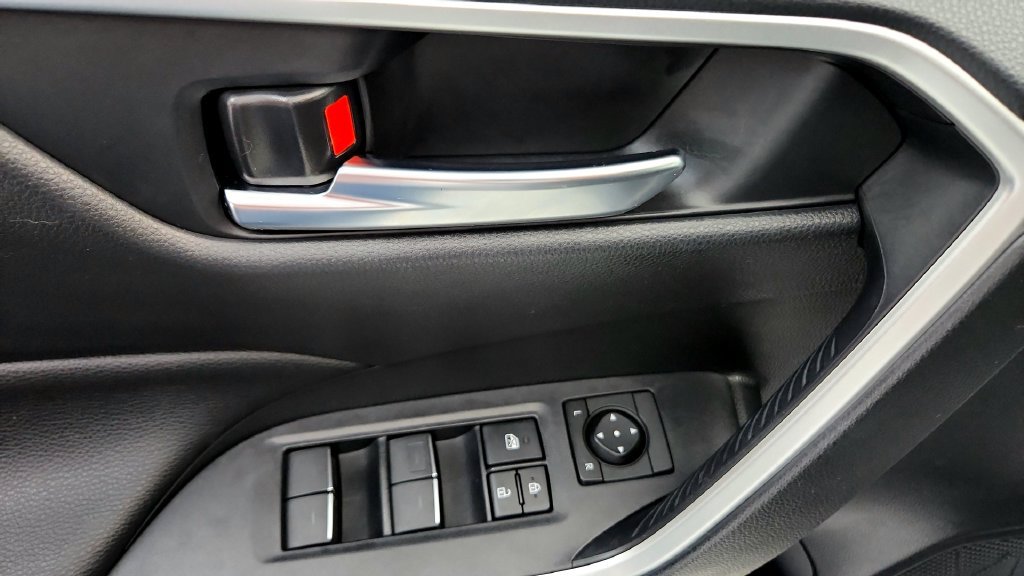 Certified 2023 Toyota RAV4 SE AWD/4WD image 20