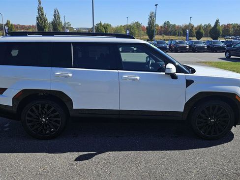 Used 2024 Hyundai Santa Fe Calligraphy image 8