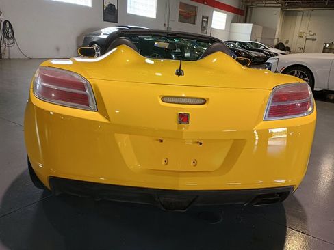 Used 2008 Saturn Sky w/ Premium Trim Package RWD image 4