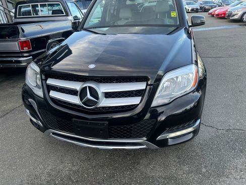 Used 2014 Mercedes-Benz GLK 350 4MATIC w/ Premium 1 Package image 2