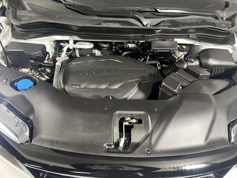 Used 2022 Honda Pilot Sport image 26