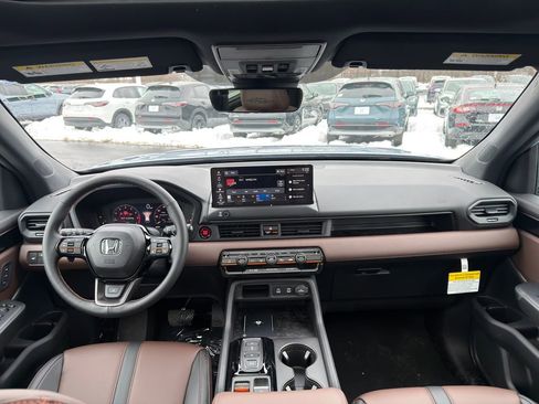 New 2026 Honda Pilot TrailSport image 12