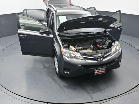 Used 2014 Toyota RAV4 LE image 48