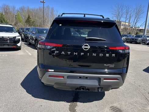 New 2026 Nissan Pathfinder Platinum w/ Lighting Package AWD/4WD image 6