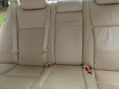 Used 2010 Lexus ES 350 Sedan image 9