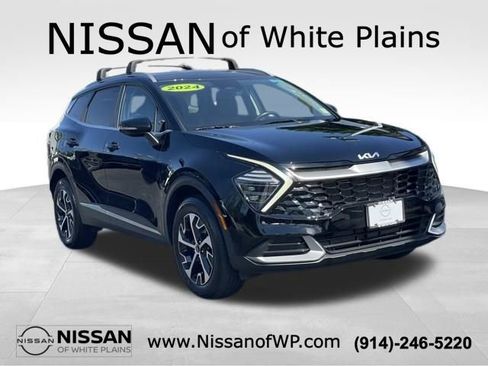 Used 2024 Kia Sportage EX AWD/4WD image 3